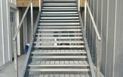 Steel Staircase with Stainless Steel Railings